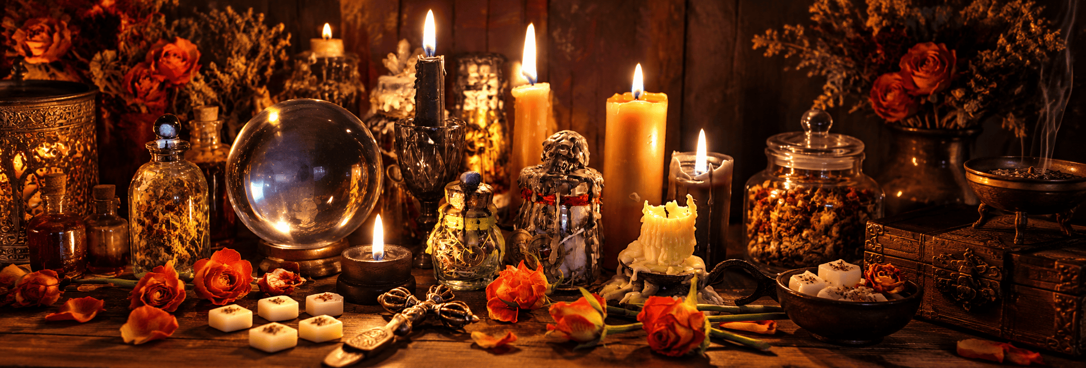 Bougies, fondants parfum&eacute;s et huiles - La Malle aux Sorci&egrave;res